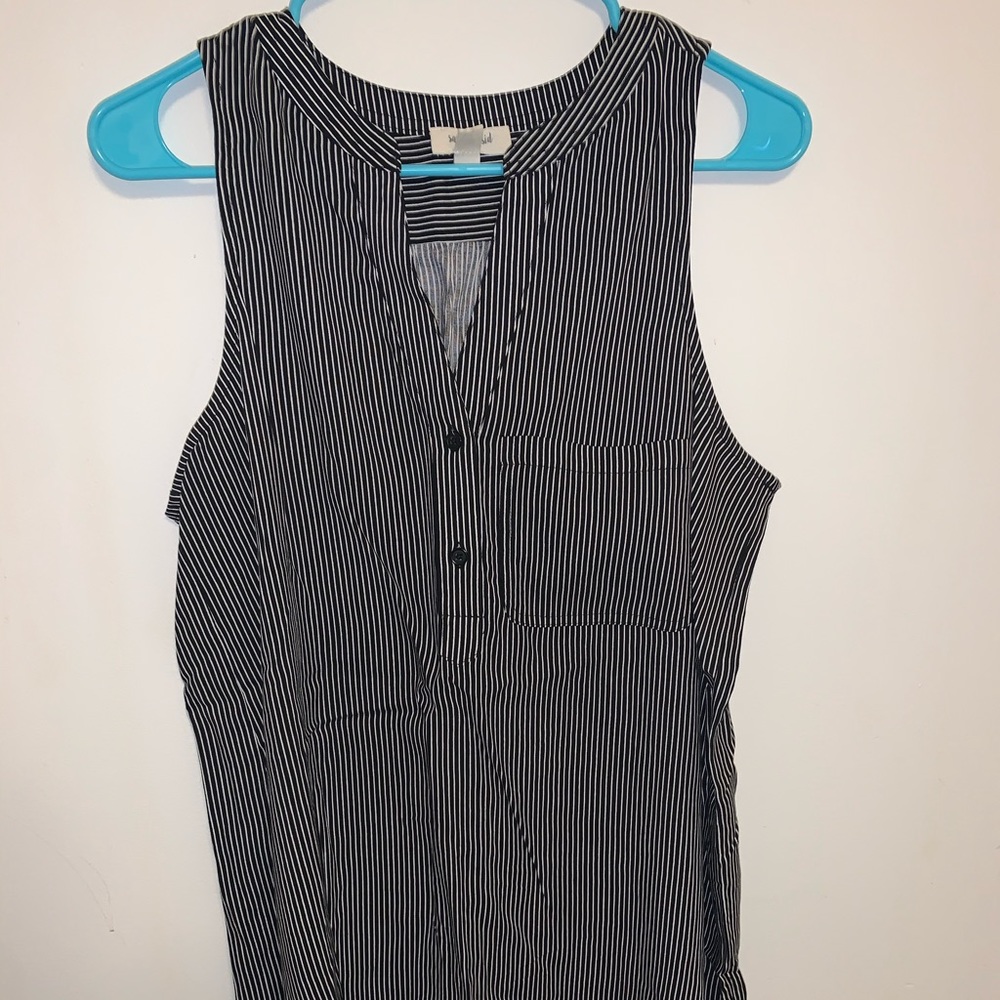 Black and white stripe tank top